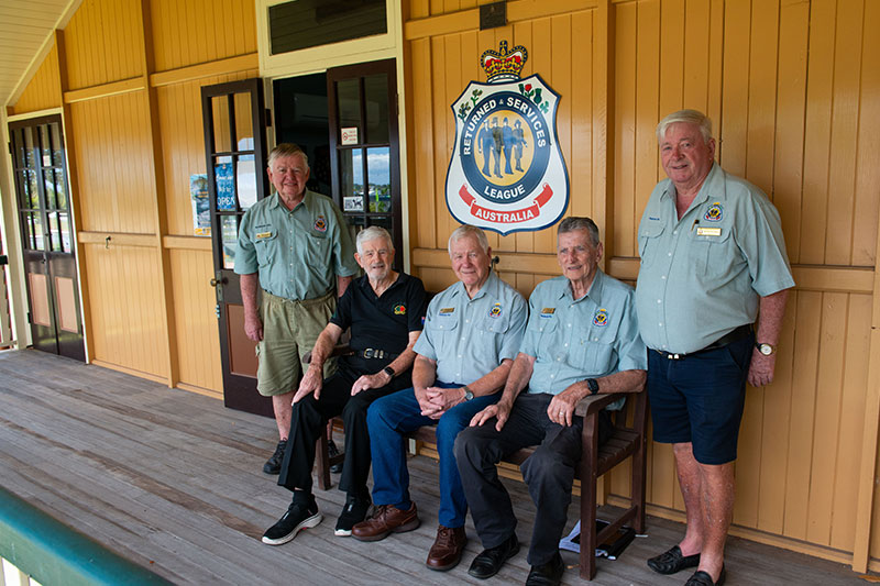 5 veterans sitting in front of RSL redlands subbranch
